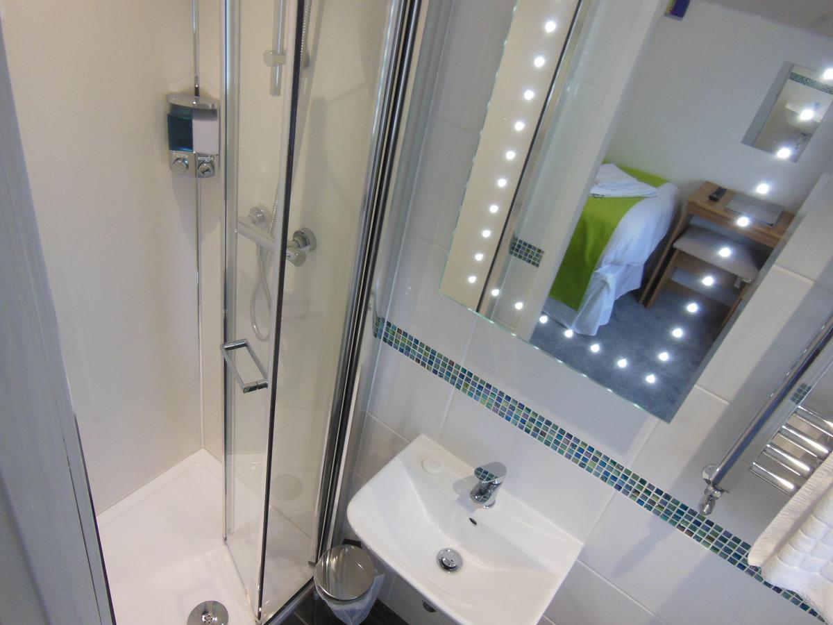 Y Giler Arms Otel Pentrefoelas Dış mekan fotoğraf